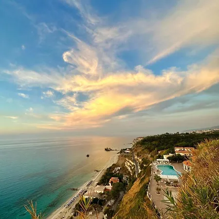 Villaggio Marco Polo Santa Domenica (Vibo Valentia)