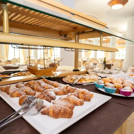 Vakantiepark Villaggio Marco Polo 3*