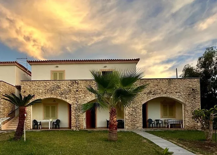 Villaggio Marco Polo Santa Domenica (Vibo Valentia)